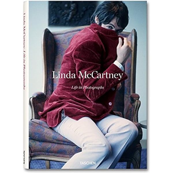 Amazon.com: Linda McCartney. Life in Photographs: 9783836555586